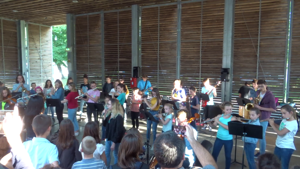 "In the Stone", par le Melting Pot Orchestra, lors de la fête de la musique 2019 à Sautron