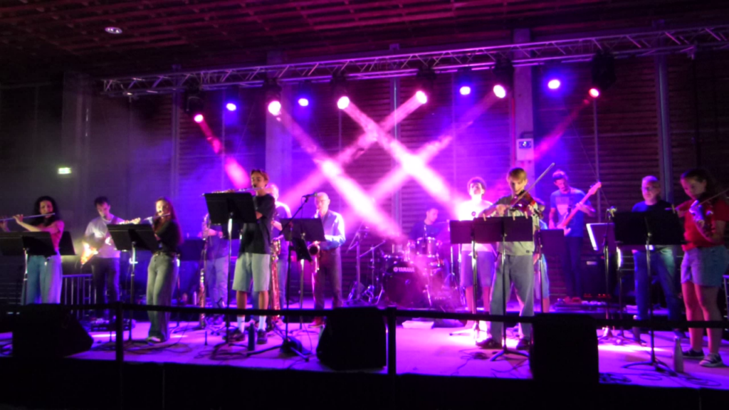 L'ensemble MBL interprète Skate U, de Snarky Puppy, le 19/06/2026 pour la fête de la musique à la Linière à Sautron